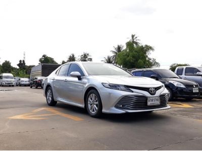 Toyota New Camry 2.0G ปี 2019 สีเงิน รับประกันศูนย์ 2 ปี เต็ม รูปที่ 2